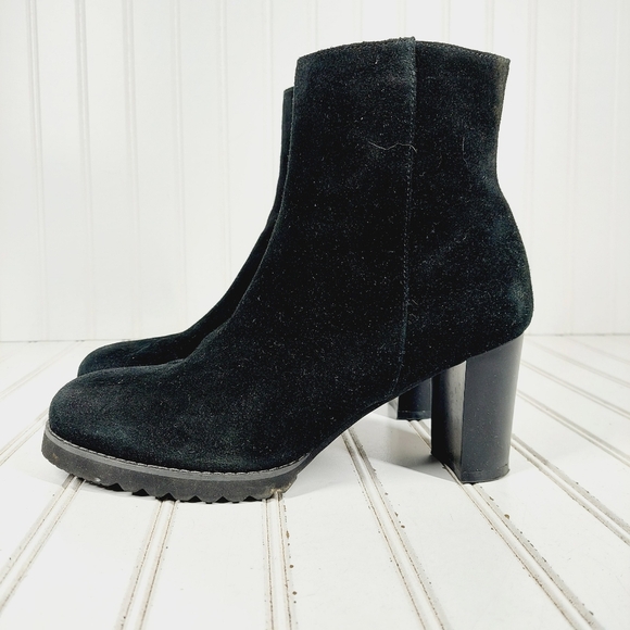 Blondo Rapha Black Suede Waterproof Zip Up Ankle Boots C1004 - Picture 1 of 11